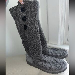 UGG Australia Grey Lattice Cardi Tall Wool Knit boots w/Buttons Size 10